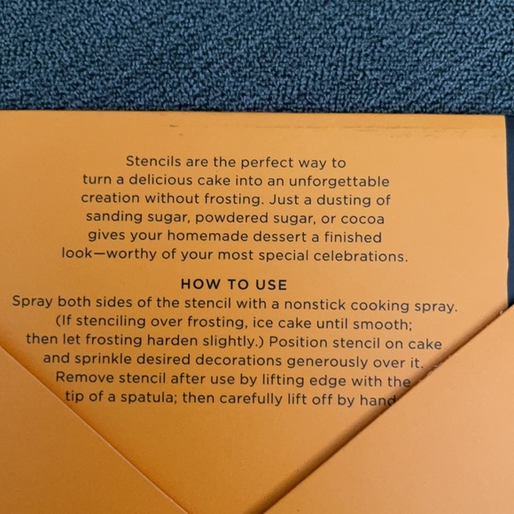 3 Cake stencils - Picture 3 of 4